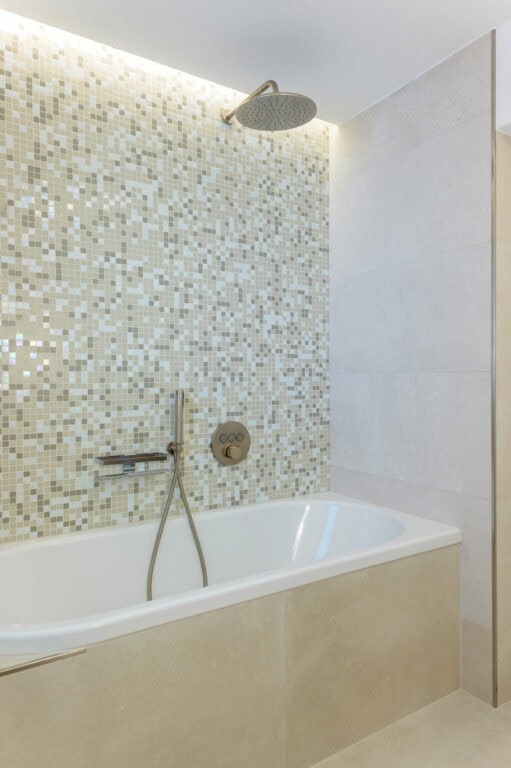 Pr_073_Bathroom_Mosaic_detail_first_floor_Flavio Cucina Architecture